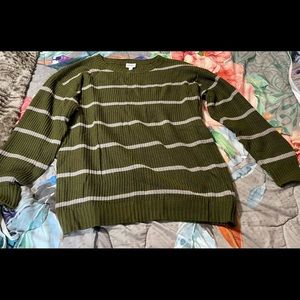 LuLaRoe 2XL (runs small) Mariah sweater